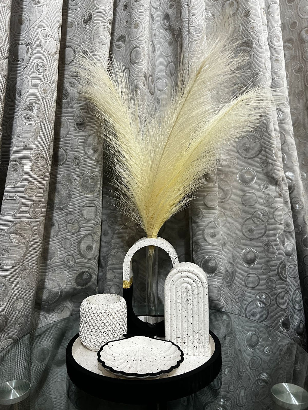 White & Black Resin Home Decor Set