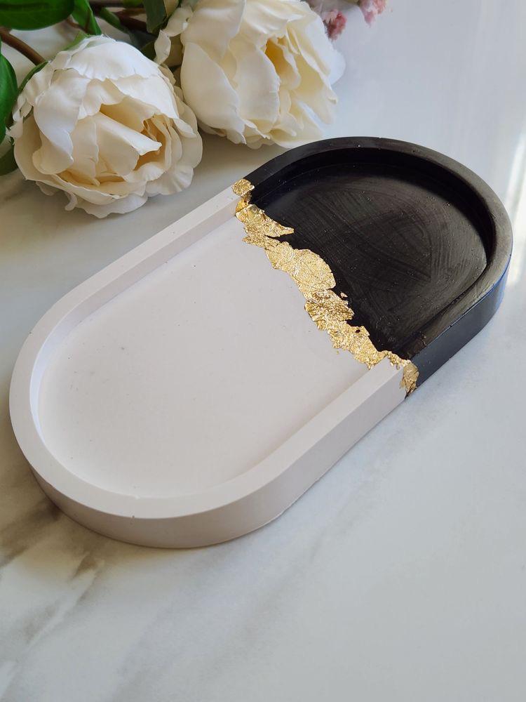 Oval Trays Exclusive